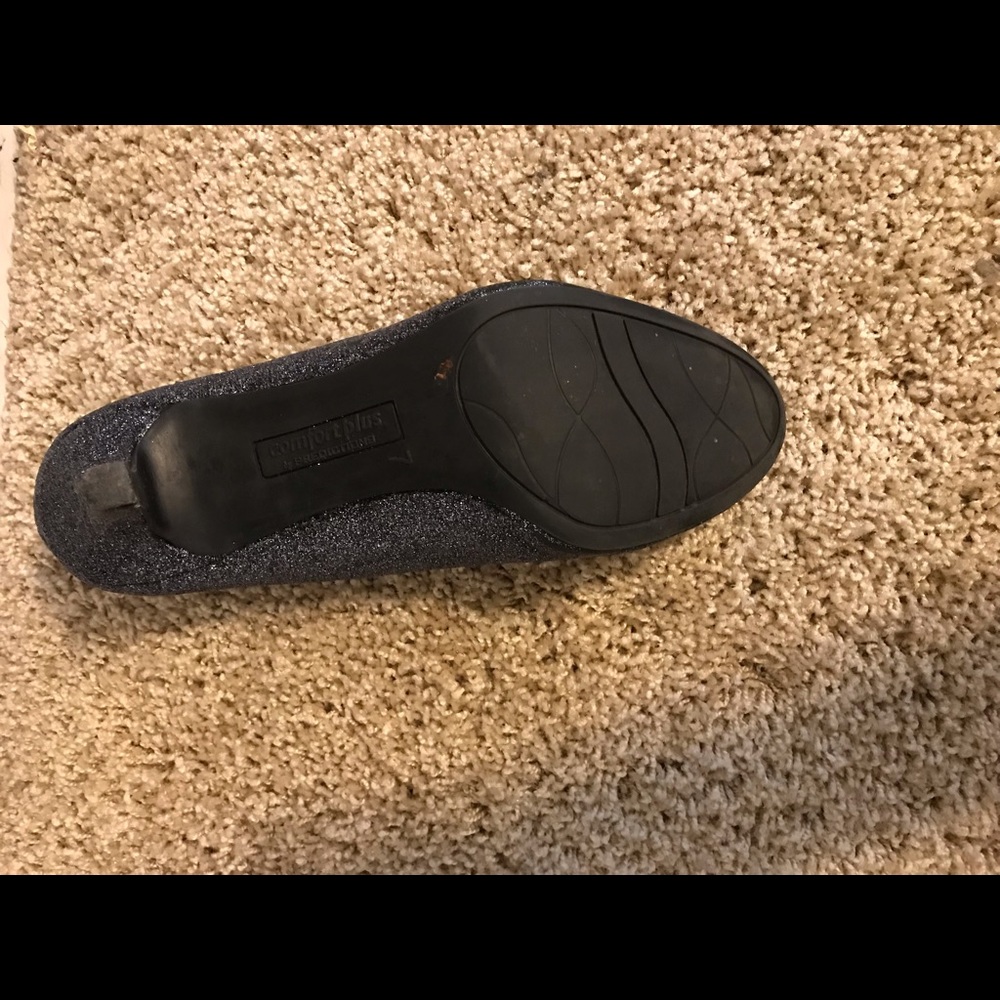 Heels - Picture 5 of 5